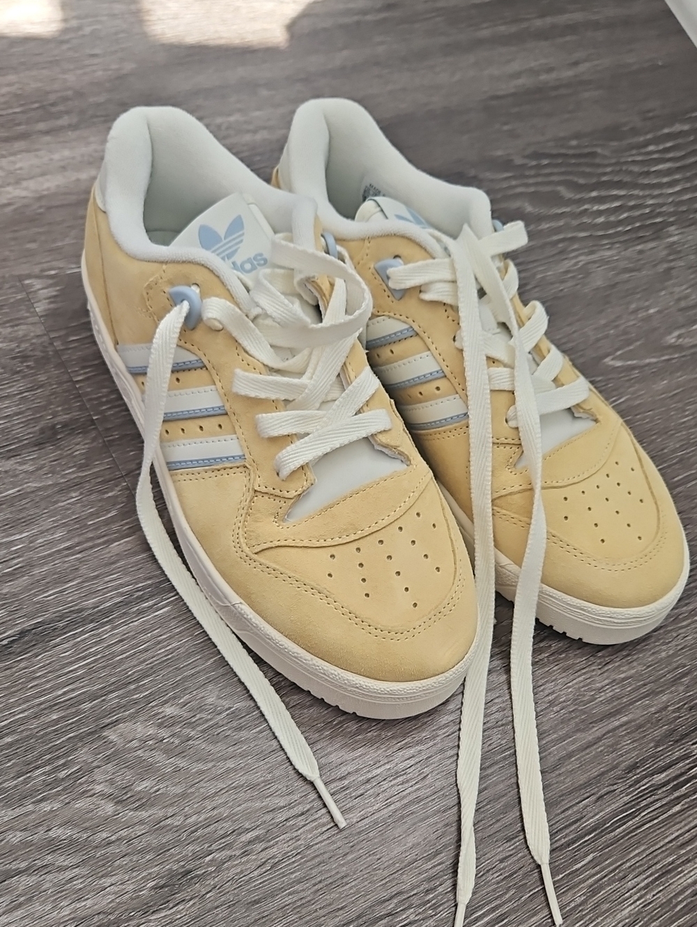 Adidas Rivalry Low Trainers NWOB